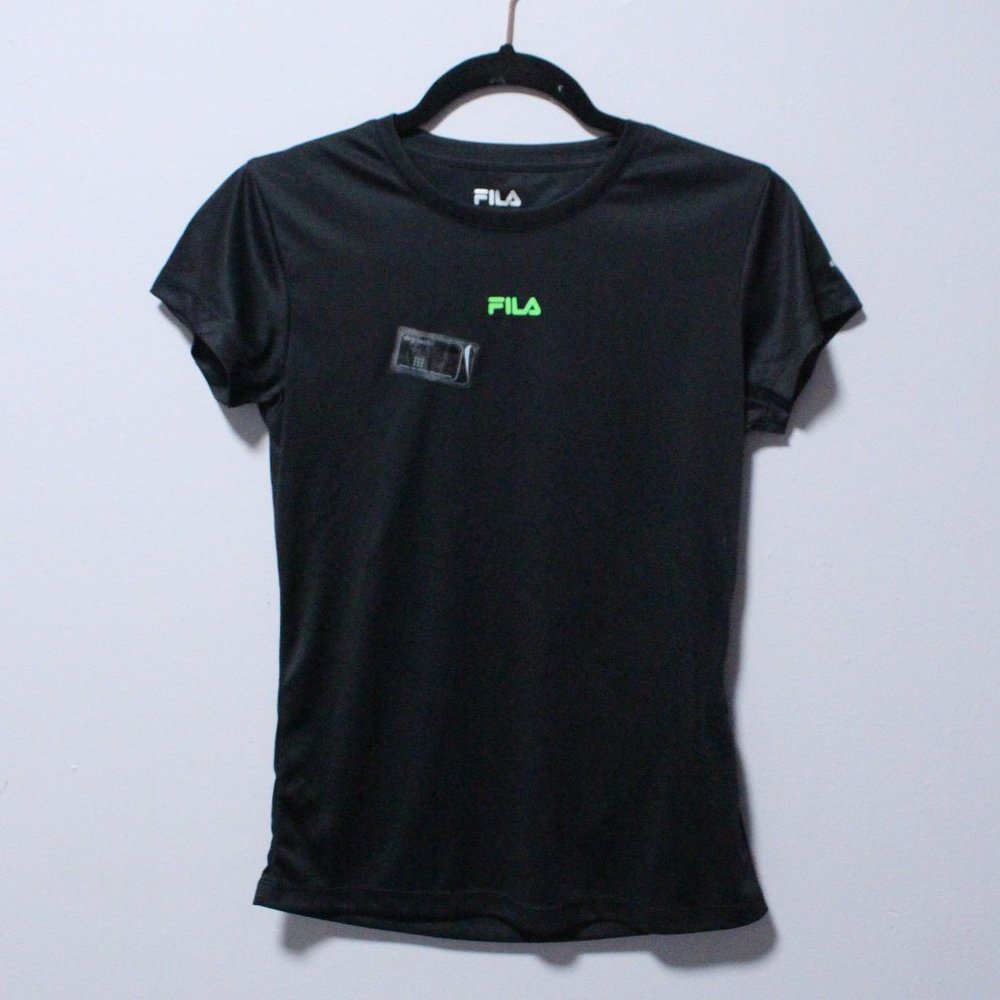 New Fila Sports Dry Tech shirt Size M